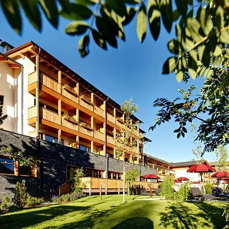 Monika Hotel 5*